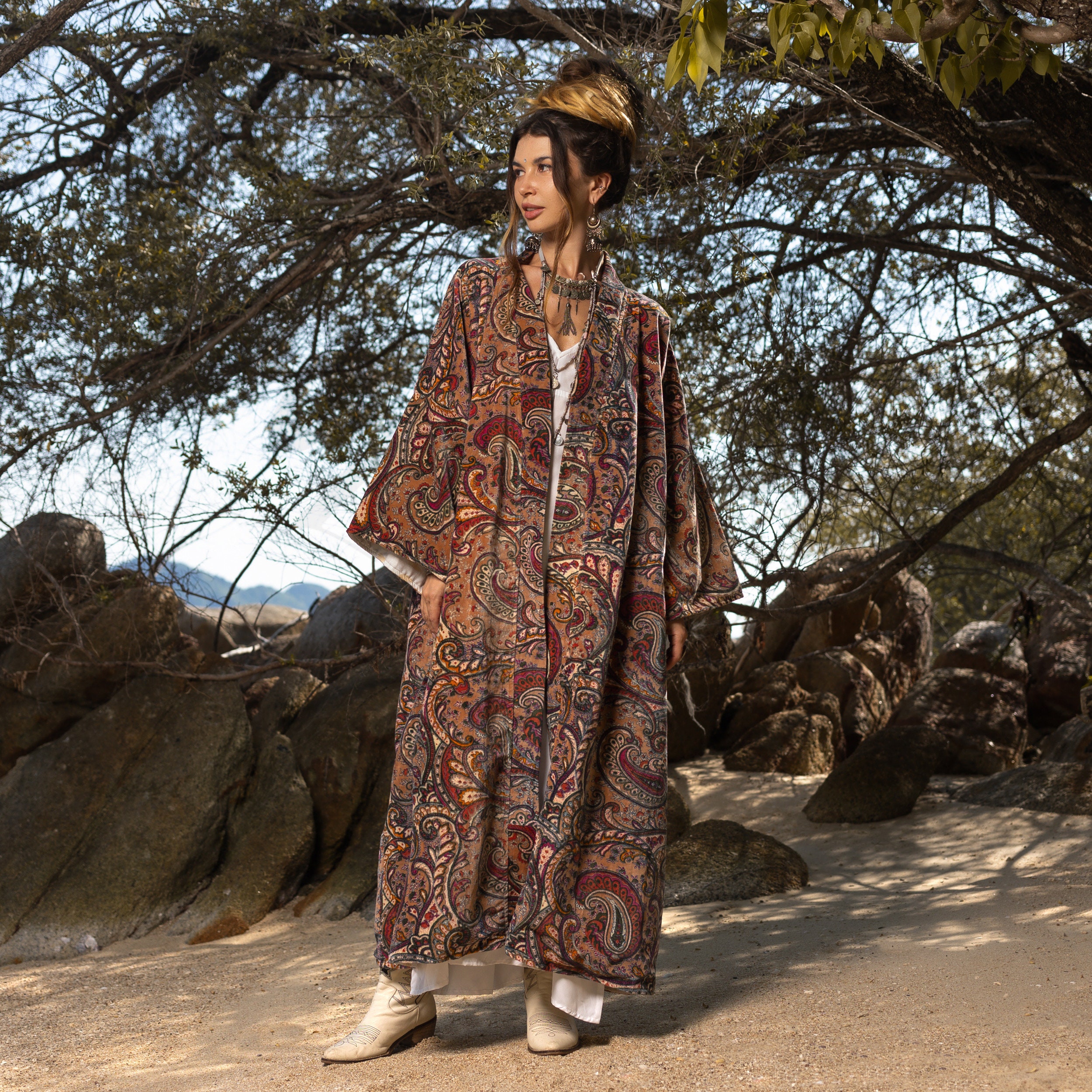 il_fullxfull.6077881636_j0tn.jpg Earth Tone Paisley Velvet Kimono Duster | Mai by ZinniaPearl – Cotton-Lined Maxi Coat - Image 1