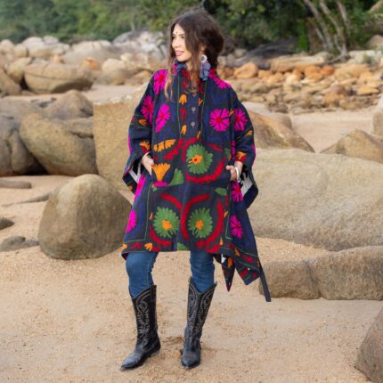 Embroidered Floral Poncho: Boho Chic Heritage Style Cape - Bosco